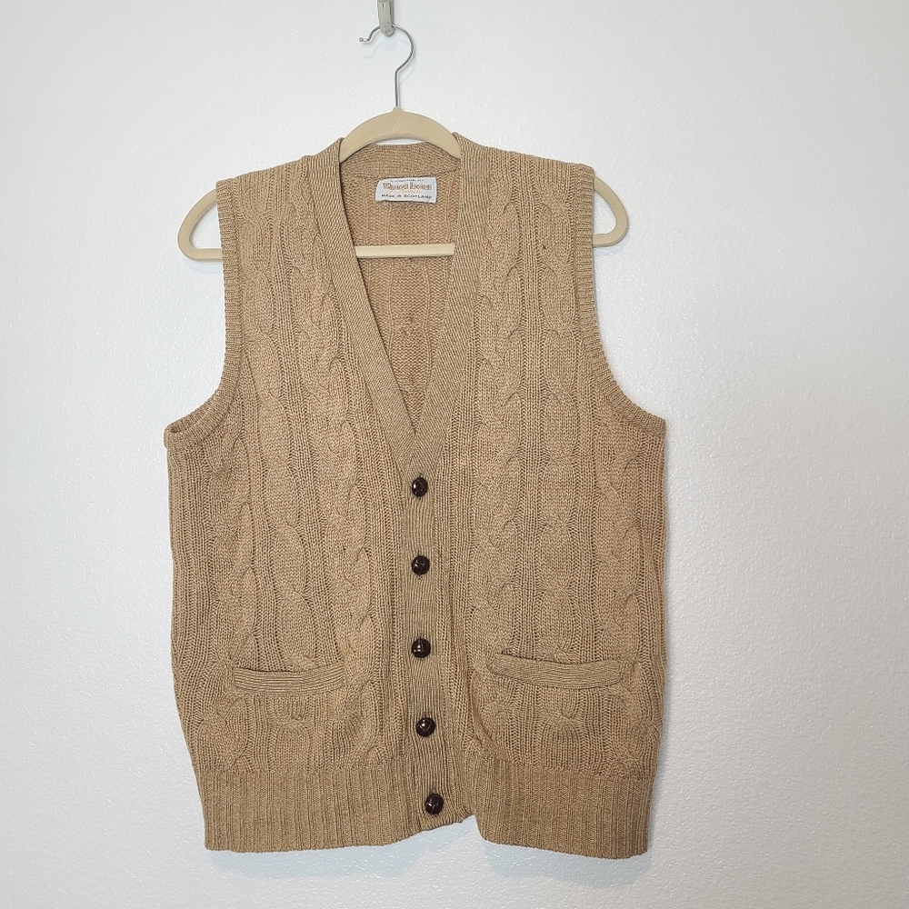 VINTAGE William Lockie of Hawick 100% Pure Camel Hair Cableknit Tan Sweater Vest - Picture 3 of 12